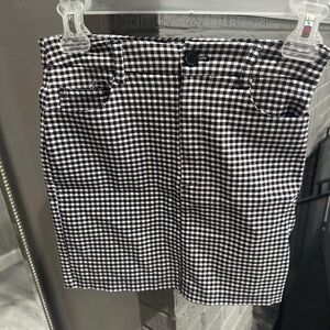 Forever 21 Black and White Plaid Skirt